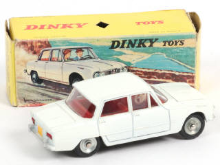Lot 483 - DINKY TOYS (FRANCE) (1)