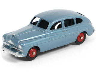 Lot 375 - DINKY TOYS (FRANCE) (1)