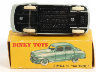 Lot 434 - DINKY TOYS (FRANCE) (1)