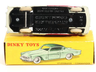 Lot 446 - DINKY TOYS (FRANCE) (1)