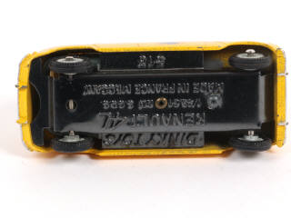 Lot 387 - DINKY TOYS (FRANCE) (1)