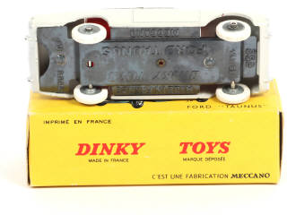Lot 497 - DINKY TOYS (FRANCE) (1)