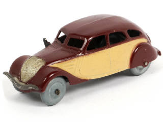 Lot 361 - DINKY TOYS (FRANCE) (1)