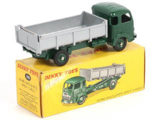 Lot 532 - DINKY TOYS (FRANCE) (1)