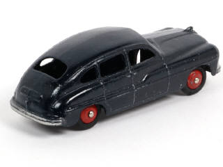 Lot 374 - DINKY TOYS (FRANCE) (1)