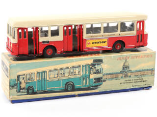 Lot 551 - DINKY TOYS (FRANCE) (1)