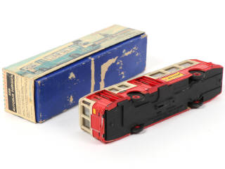 Lot 551 - DINKY TOYS (FRANCE) (1)