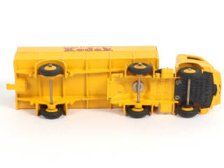 Lot 514 - DINKY TOYS (FRANCE) (1)