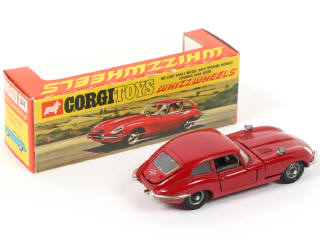 Lot 182 - CORGI TOYS (GB) (1)