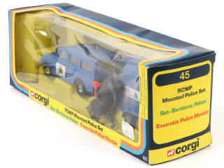 Lot 207 - CORGI TOYS (GB) (1)