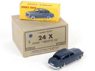 Lot 443 - DINKY TOYS (FRANCE) (2)