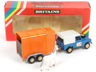 Lot 230 - BRITAINS (GB) (1)