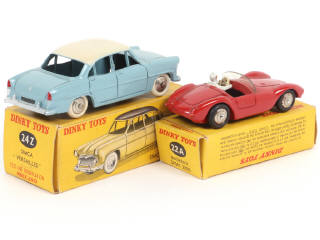 Lot 330 - DINKY TOYS (FRANCE) (2)