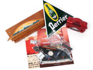 Lot 262 - DIVERS (11)