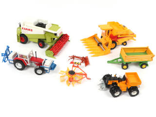 Lot 36 - DIVERS (7)