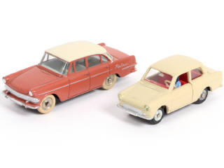 Lot 476 - DINKY TOYS (FRANCE) (2)