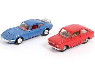 Lot 473 - DINKY TOYS (FRANCE) (2)
