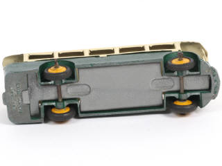 Lot 321 - DINKY TOYS (FRANCE) (1)