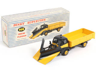 Lot 250 - DINKY TOYS (GB) (1)