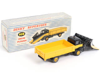Lot 250 - DINKY TOYS (GB) (1)