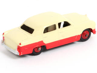 Lot 120 - DINKY TOYS (GB) (1)