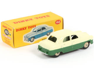 Lot 161 - DINKY TOYS (GB) (1)