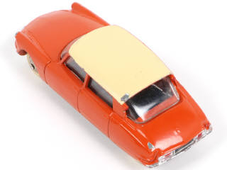 Lot 359 - DINKY TOYS (FRANCE) (1)