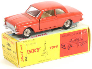 Lot 432 - DINKY TOYS (FRANCE) (1)