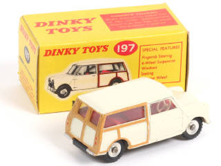 Lot 228 - DINKY TOYS (GB) (1)