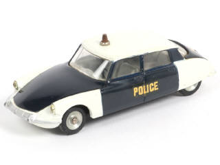 Lot 297 - DINKY TOYS (FRANCE) (1)