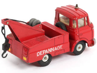 Lot 340 - DINKY TOYS (FRANCE) (1)