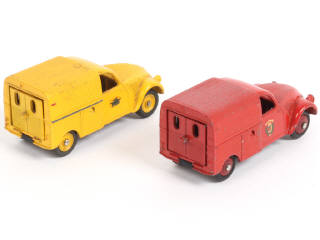 Lot 472 - DINKY TOYS (FRANCE) (2)