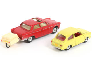 Lot 475 - DINKY TOYS (FRANCE) (2)