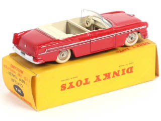 Lot 353 - DINKY TOYS (FRANCE) (1)