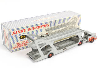Lot 458 - DINKY TOYS (FRANCE) (1)