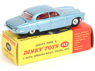 Lot 203 - DINKY TOYS (GB) (1)