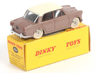 Lot 380 - DINKY TOYS (FRANCE) (1)