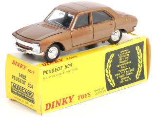 Lot 440 - DINKY TOYS (FRANCE) (1)