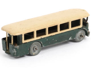 Lot 322 - DINKY TOYS (FRANCE) (1)