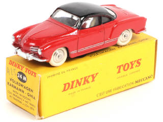 Lot 366 - DINKY TOYS (FRANCE) (1)