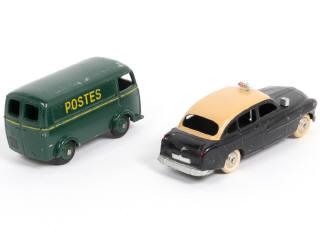 Lot 480 - DINKY TOYS (FRANCE) (2)