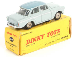 Lot 387 - DINKY TOYS (FRANCE) (1)