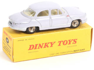 Lot 393 - DINKY TOYS (FRANCE) (1)