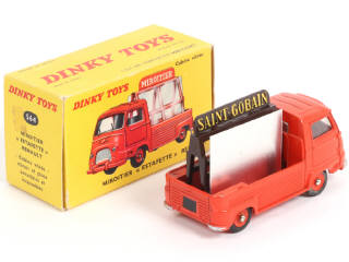 Lot 443 - DINKY TOYS (FRANCE) (1)