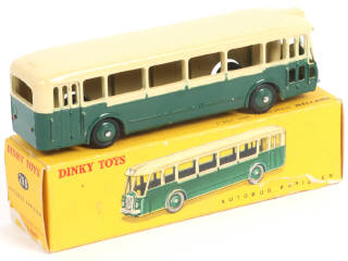 Lot 463 - DINKY TOYS (FRANCE) (1)