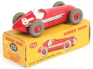 Lot 136 - DINKY TOYS (GB) (1)