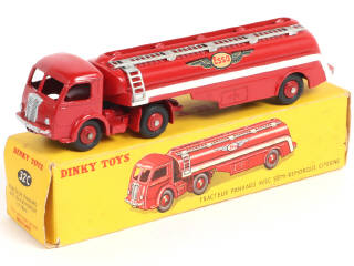 Lot 448 - DINKY TOYS (FRANCE) (1)