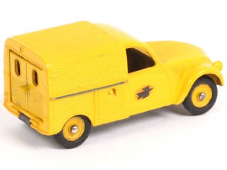 Lot 319 - DINKY TOYS (FRANCE) (1)