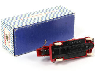 Lot 461 - DINKY TOYS (FRANCE) (1)