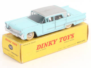 Lot 414 - DINKY TOYS (FRANCE) (1)